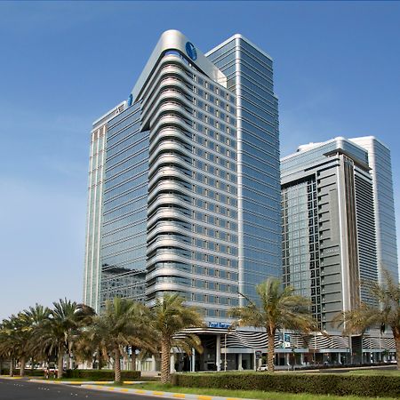 Hotel Pearl Rotana Capital Centre Abu Dhabi Esterno foto