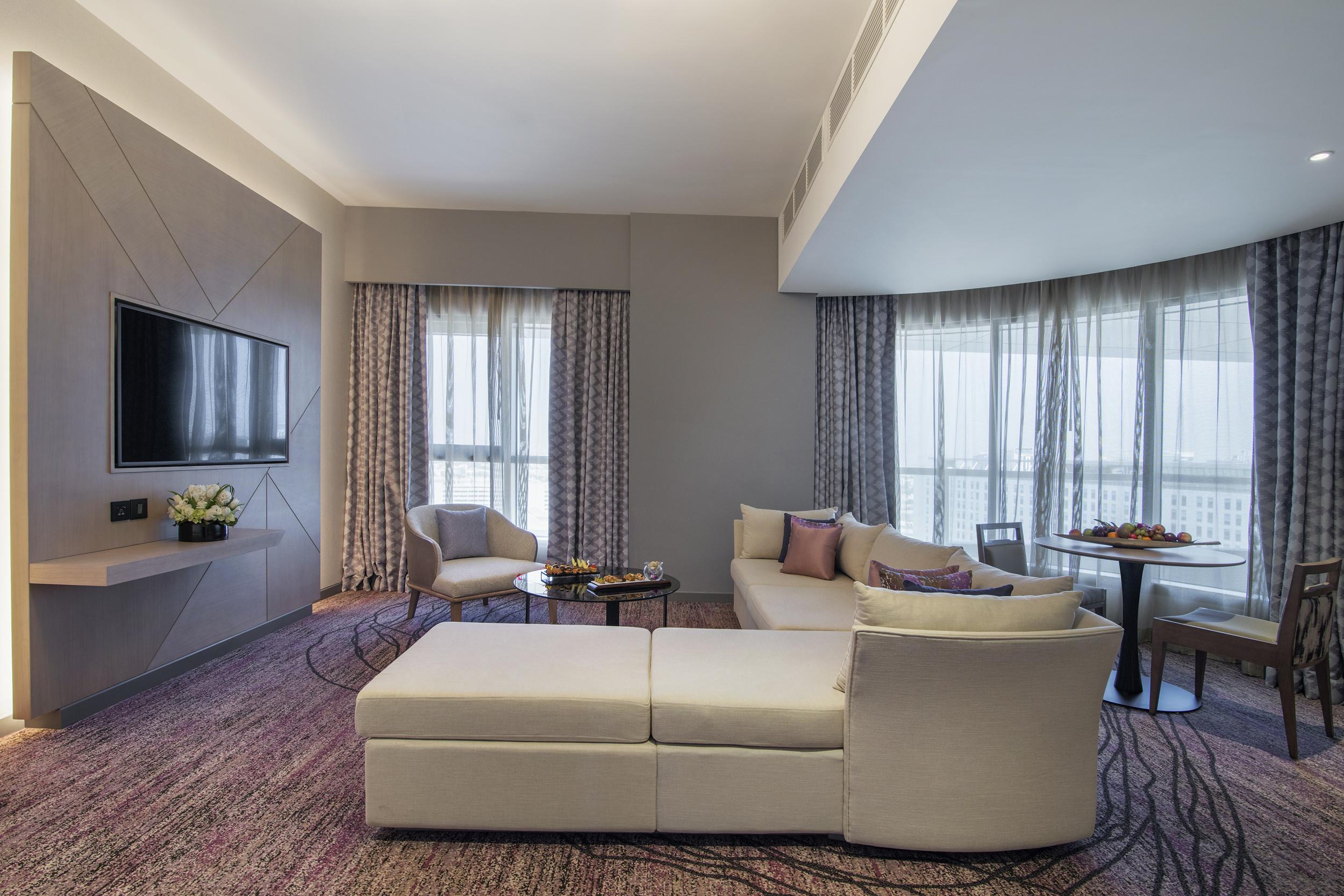 Hotel Pearl Rotana Capital Centre Abu Dhabi Esterno foto