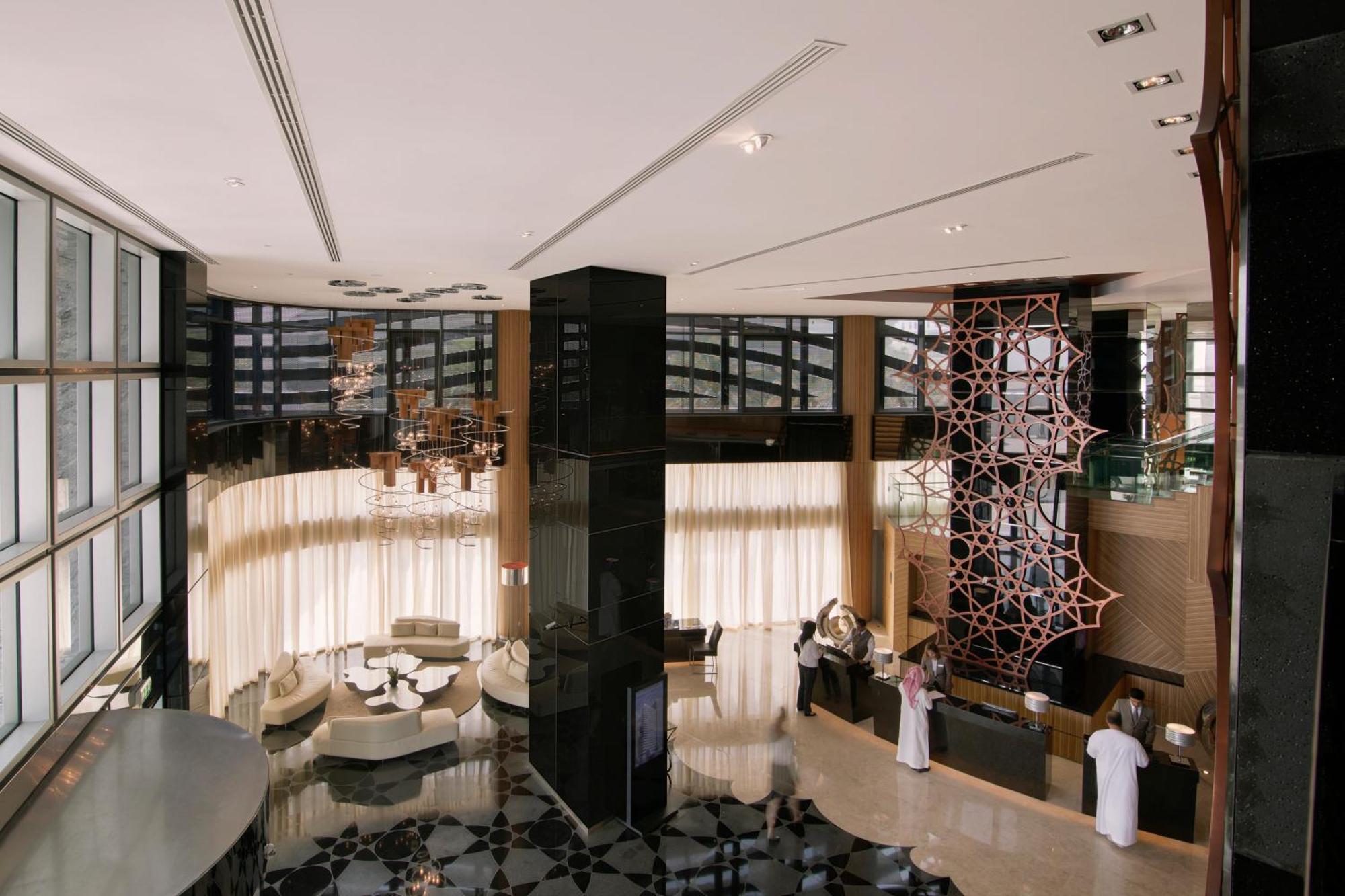 Hotel Pearl Rotana Capital Centre Abu Dhabi Esterno foto